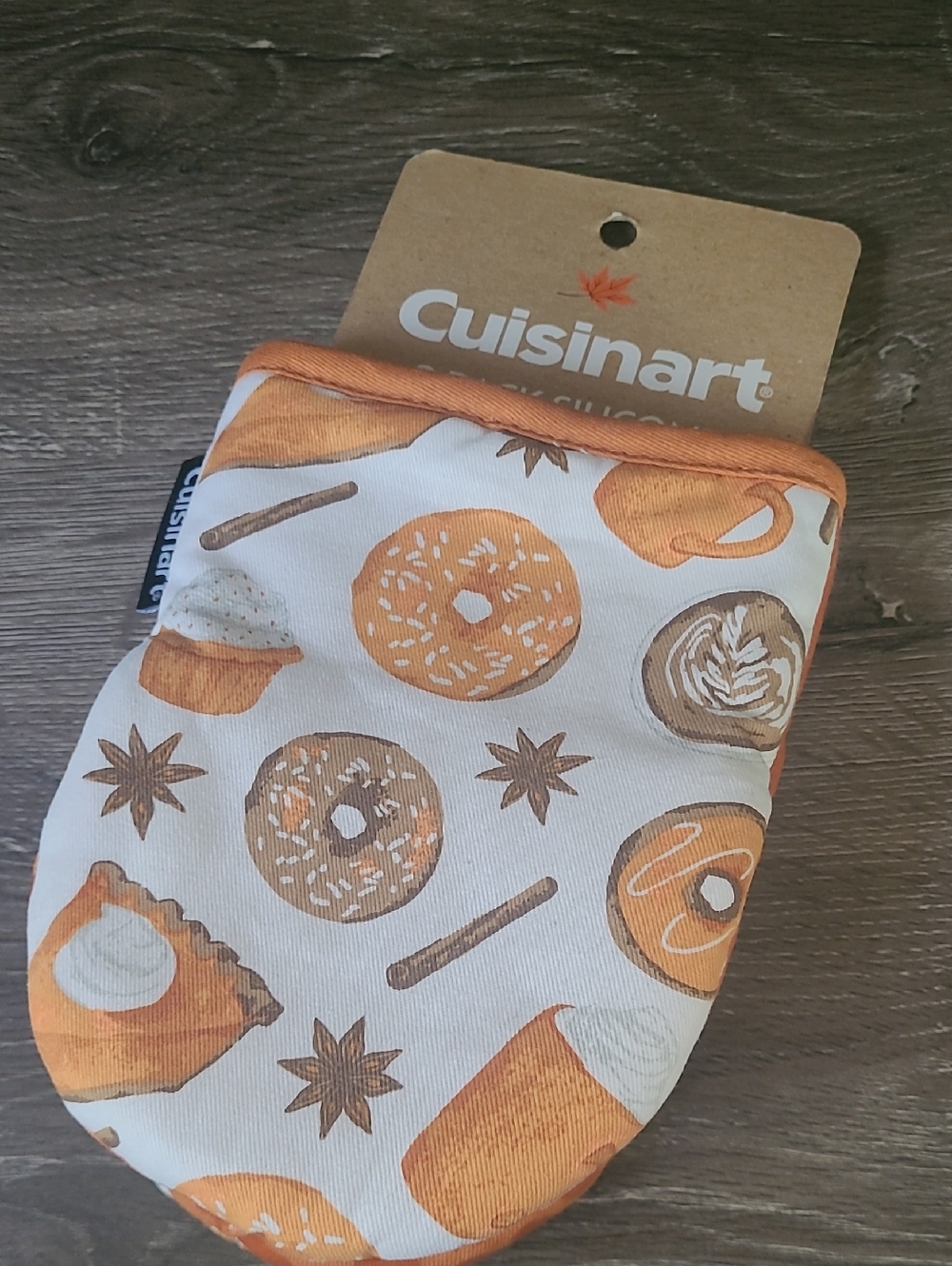 Cuisinart 2 Pack  Silicone Mini Oven Mitt in Orange Dessert Print